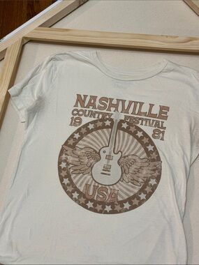 Nashville Women's T Shirt - Small Country Festival Tee
